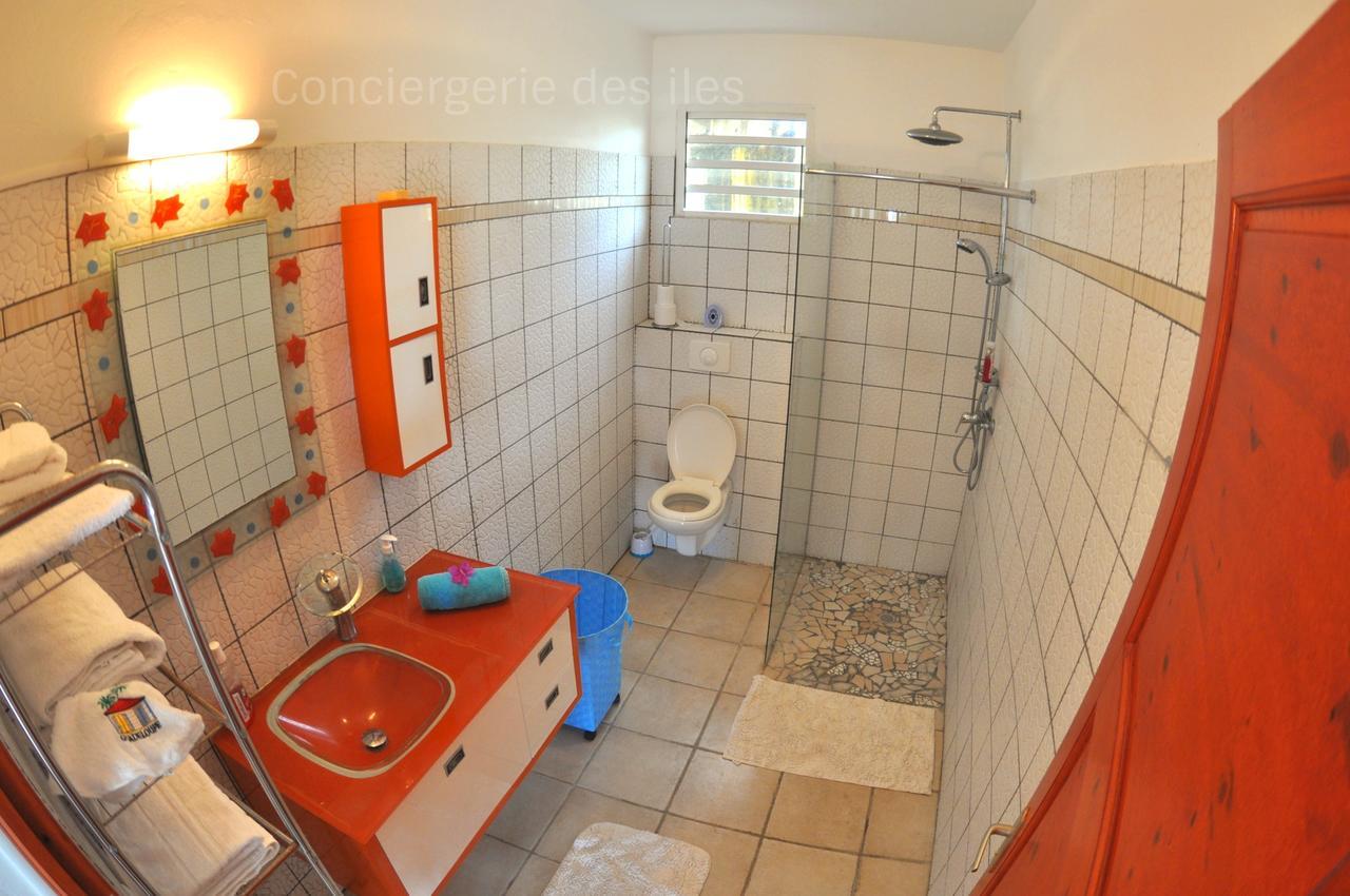 Petit Havre De Paix Bis - Piscine Et Plage A Pied Le Gosier  Exteriör bild